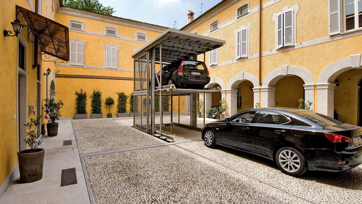woehr-parklift462-autoparksystem-carparkingsystem-thehidden.jpg